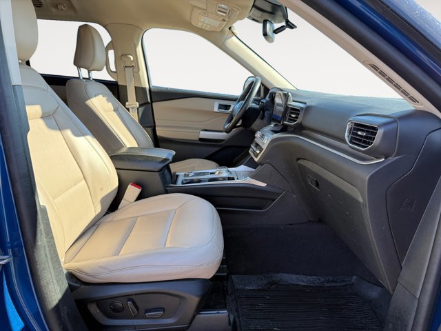 Certified 2023 Ford Explorer XLT w/ Equipment Group 202A image 15