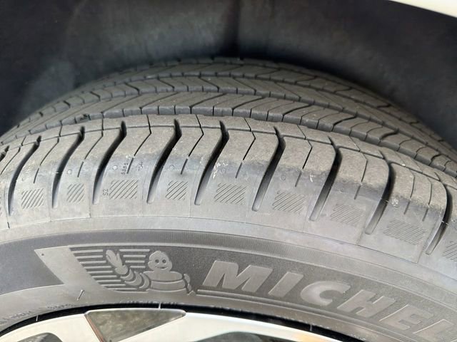 Used 2025 Chevrolet Equinox EV LT image 30