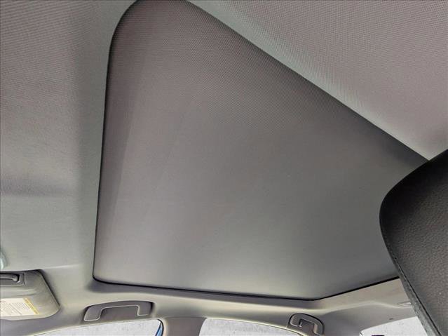 Used 2020 Toyota Camry XSE FWD image 9