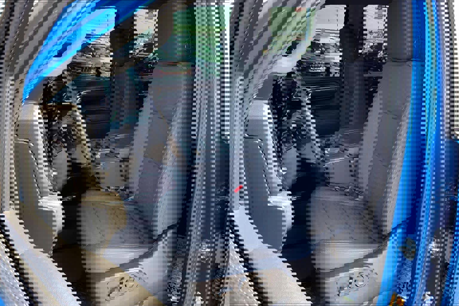 Used 2022 Chevrolet Silverado 1500 RST image 9