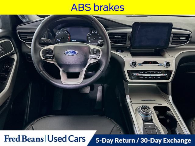 Certified 2024 Ford Explorer XLT w/ Equipment Group 202A AWD/4WD image 27