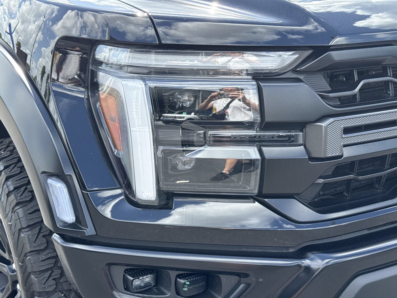 Certified 2025 Ford F150 Raptor AWD/4WD image 10