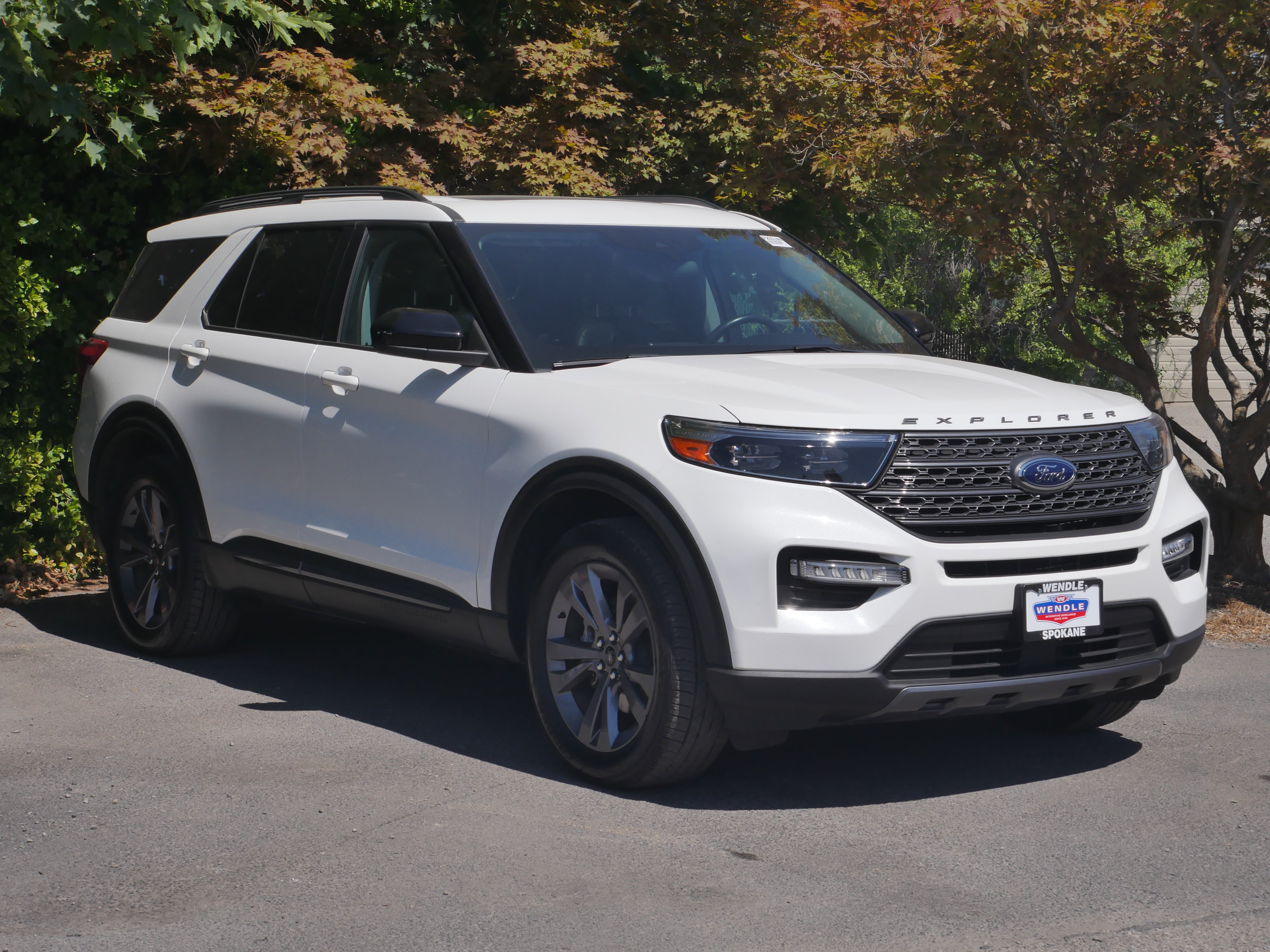 Certified 2023 Ford Explorer XLT w/ Equipment Group 202A AWD/4WD image 33