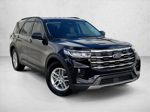 Certified 2026 Ford Explorer Active w/ Active Comfort Package RWD image 9
