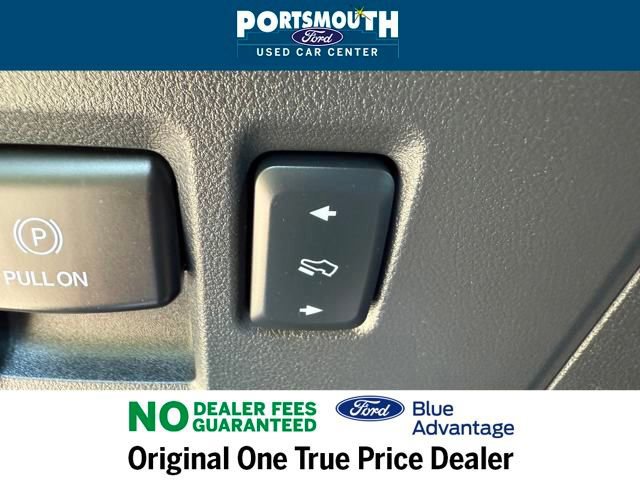 Certified 2024 Ford Expedition Platinum image 30