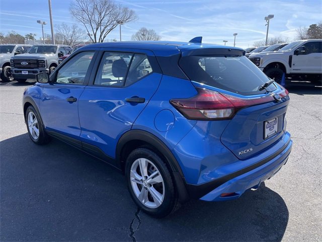 Used 2021 Nissan Kicks S image 3