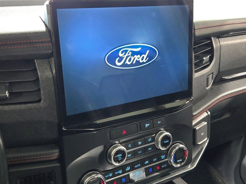 Certified 2022 Ford Expedition Limited image 34