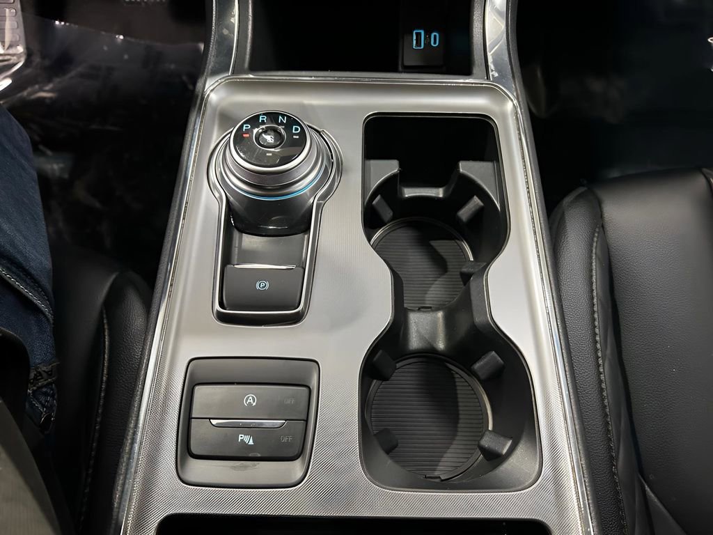 Certified 2024 Ford Edge Titanium image 21