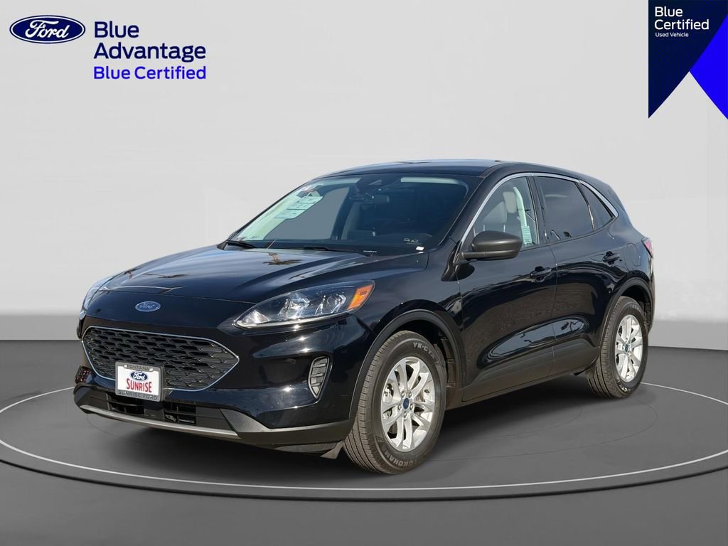Certified 2022 Ford Escape SE