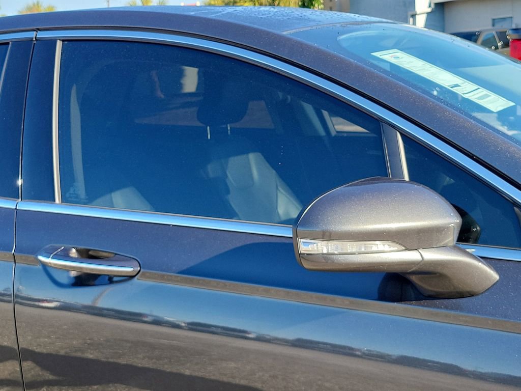 Certified 2018 Ford Fusion Energi Titanium image 6