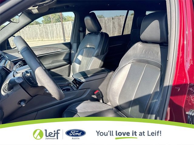 Used 2023 Jeep Grand Cherokee L Overland image 17