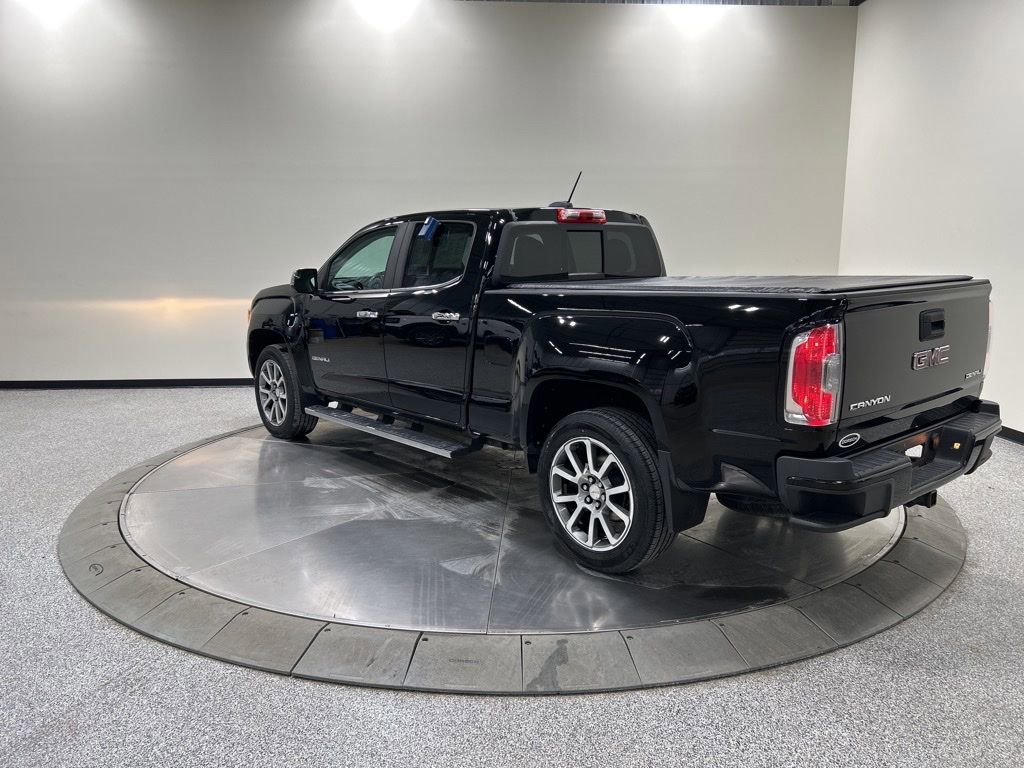 Used 2018 GMC Canyon Denali image 5