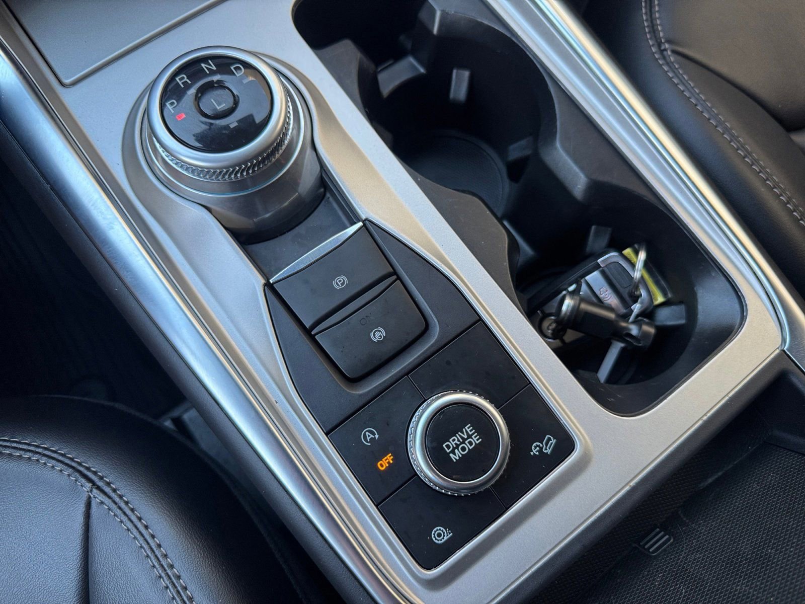 Certified 2023 Ford Explorer XLT w/ Equipment Group 202A image 22