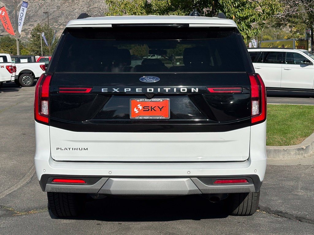 Certified 2025 Ford Expedition Platinum AWD/4WD image 8