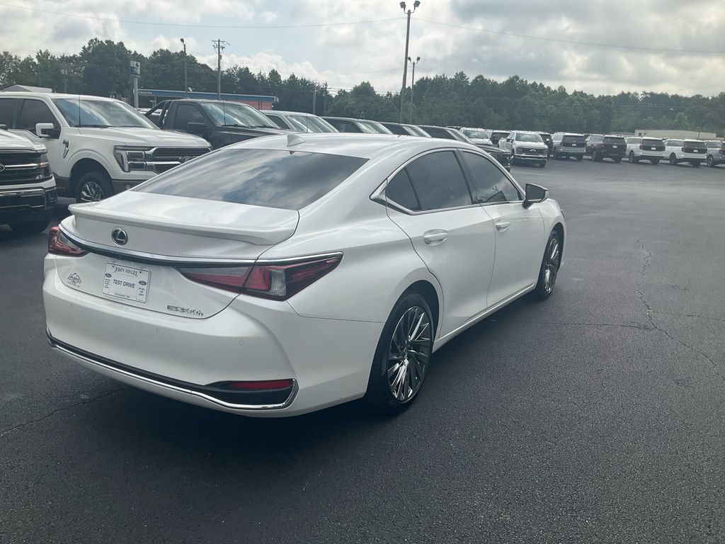 Used 2024 Lexus ES 300h w/ Technology Package FWD image 5