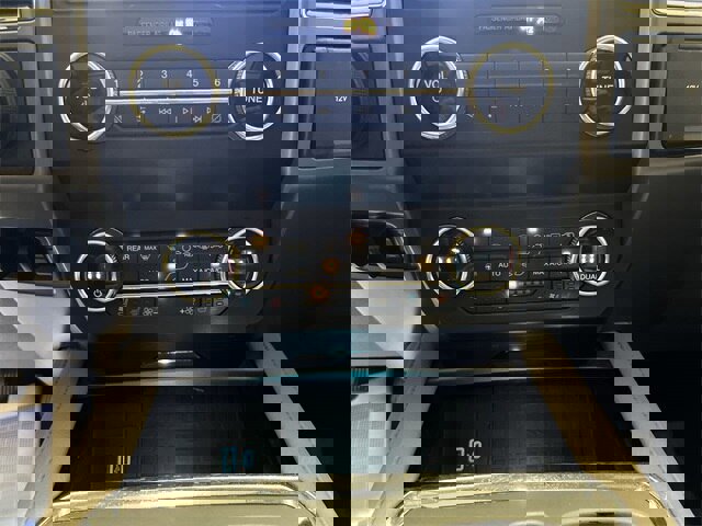 Certified 2020 Ford Expedition Max XLT w/ Equipment Group 202A image 17