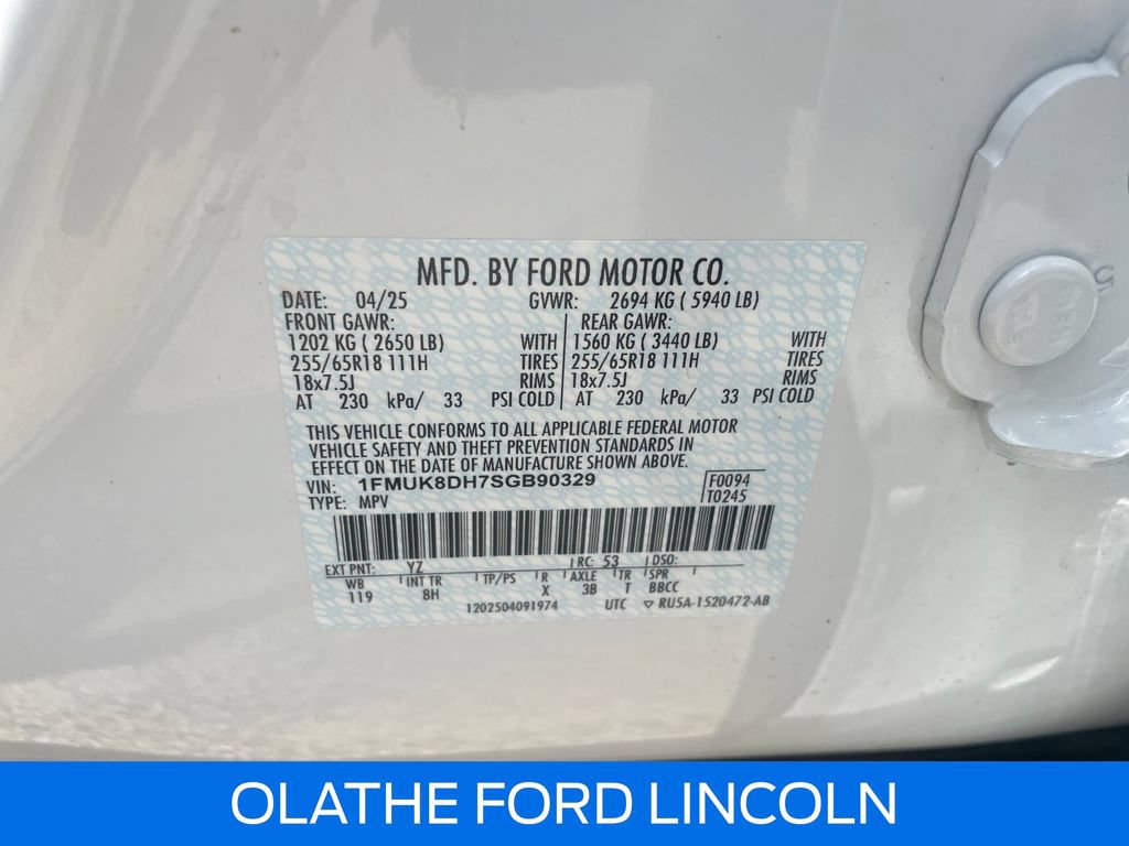 Certified 2025 Ford Explorer Active AWD/4WD image 23