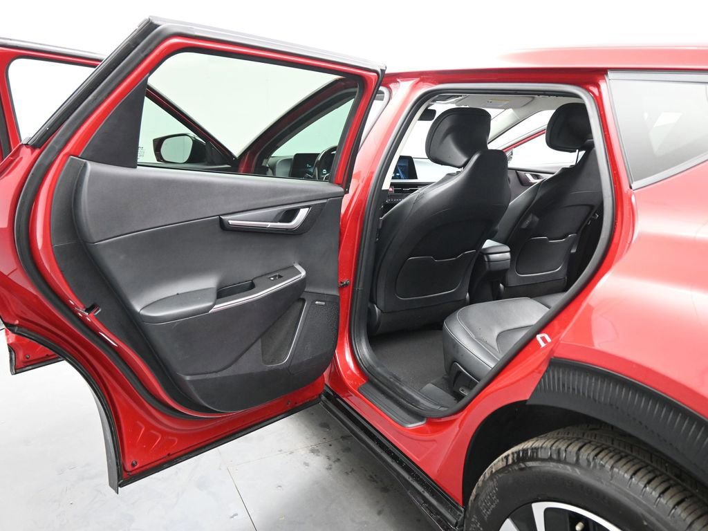 Used 2022 Kia EV6 Wind image 46