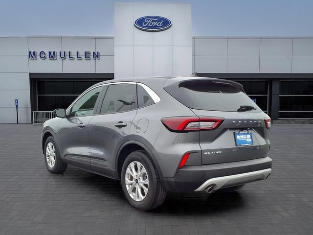 Certified 2024 Ford Escape Active w/ Cold Weather Package FWD image 3