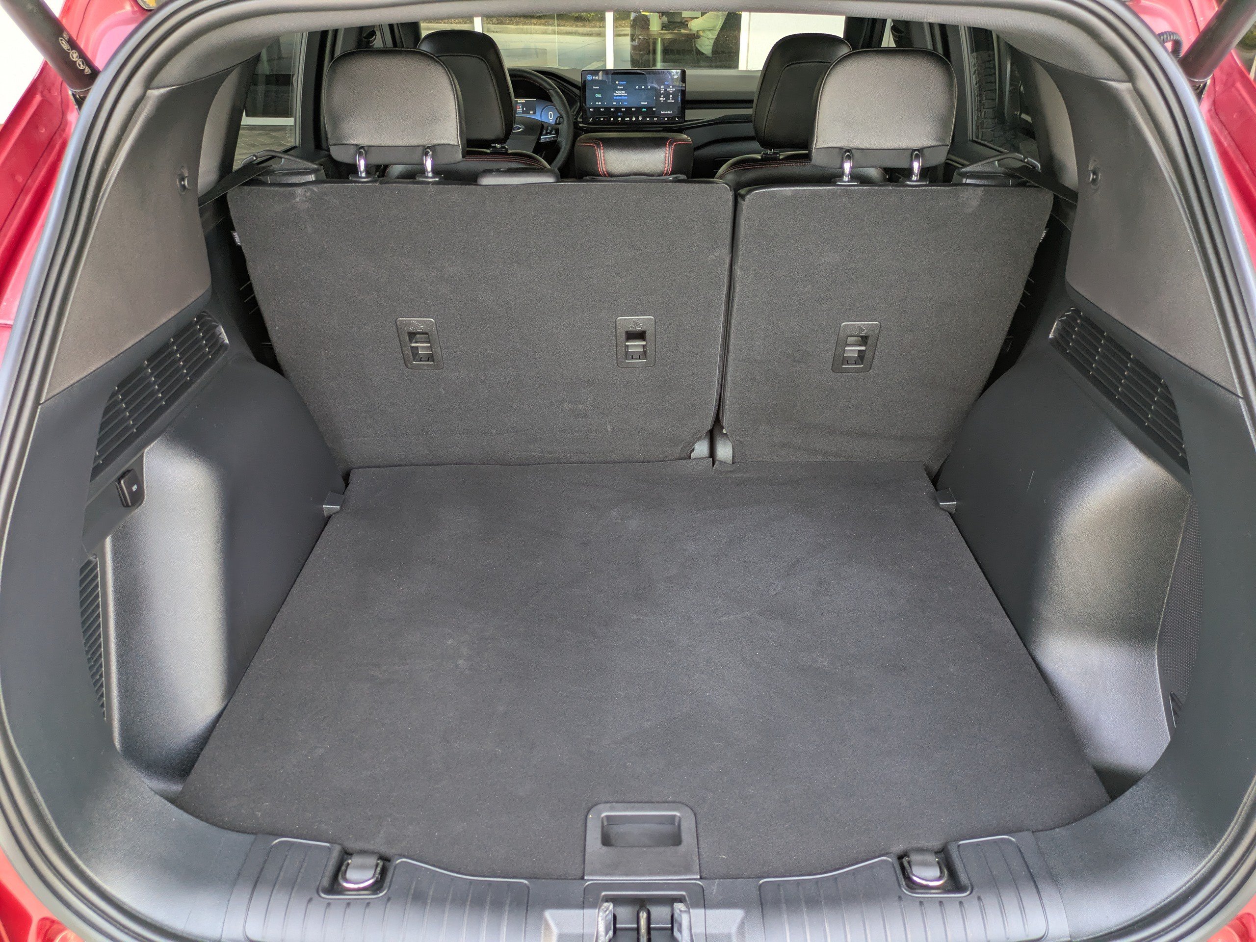 Certified 2023 Ford Escape ST-Line Elite w/ Premium Technology Package AWD/4WD image 13