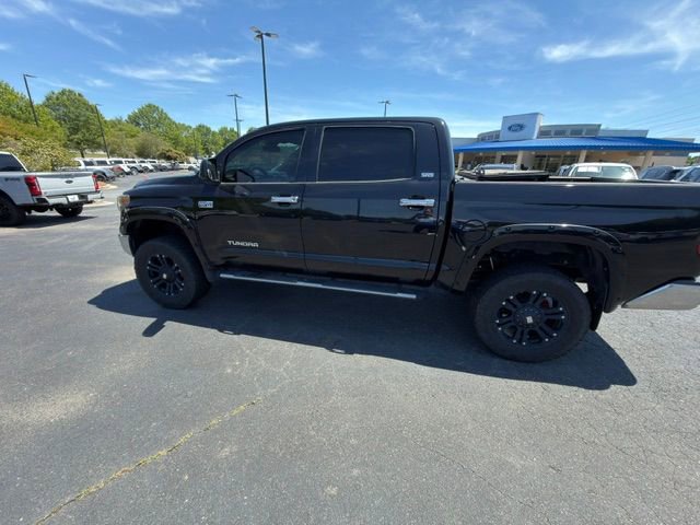 Used 2018 Toyota Tundra SR5 w/ SR5 Upgrade Package AWD/4WD image 12