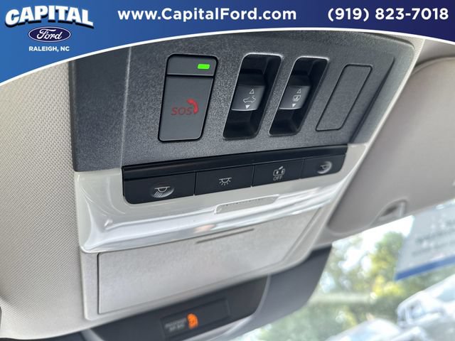 Used 2025 Nissan Pathfinder SV w/ SV Premium Package AWD/4WD image 33