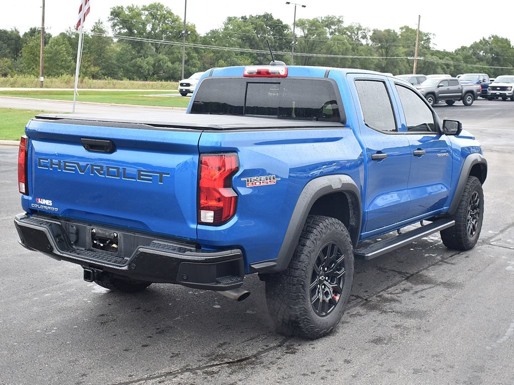 Used 2023 Chevrolet Colorado Trail Boss w/ Technology Package AWD/4WD image 4