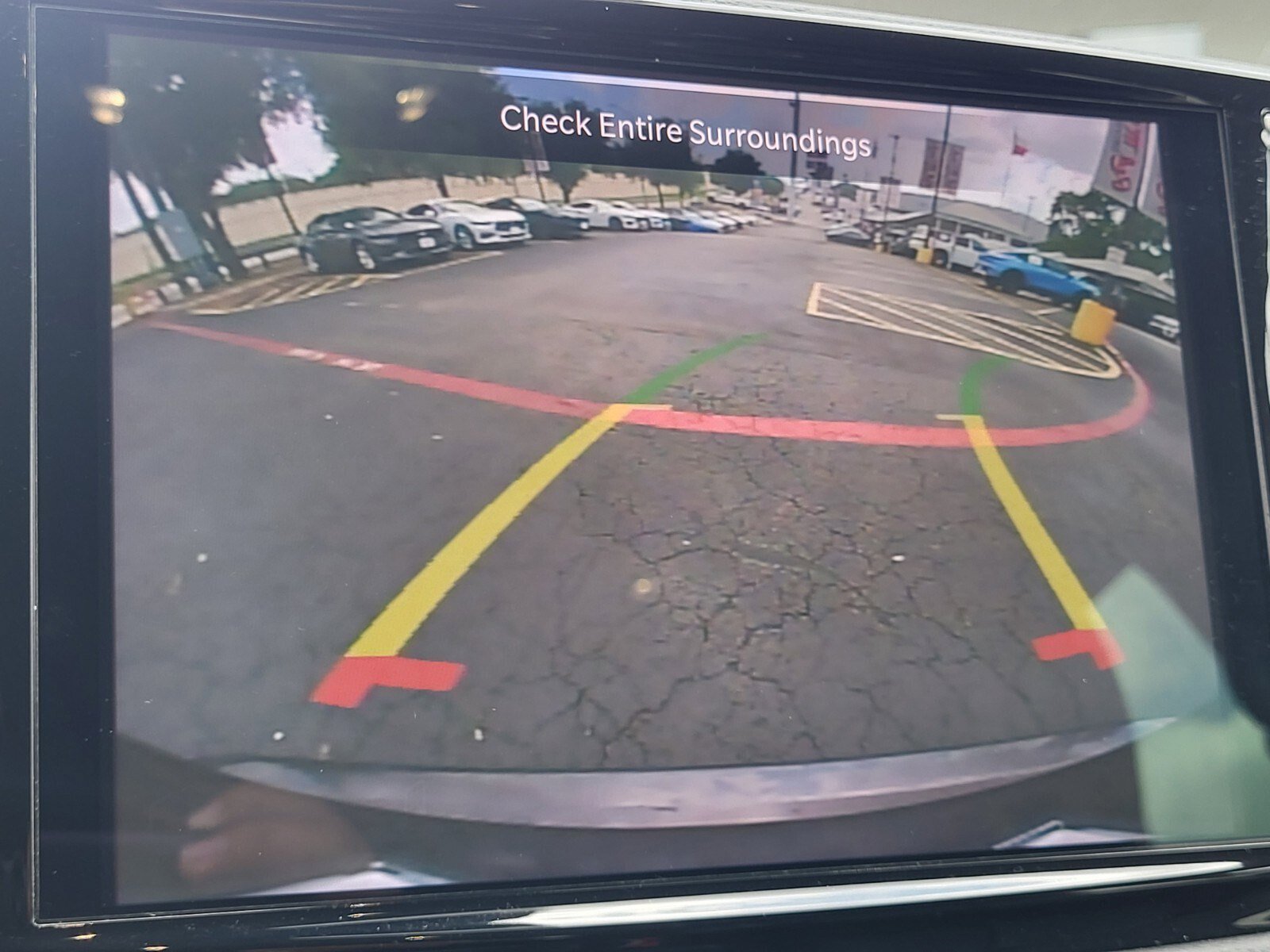 Used 2023 Chrysler Pacifica Touring-L FWD image 21