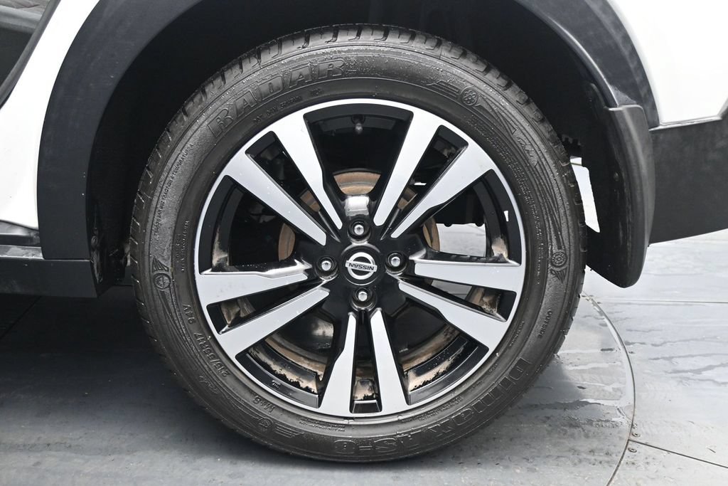 Used 2020 Nissan Kicks SV FWD image 19