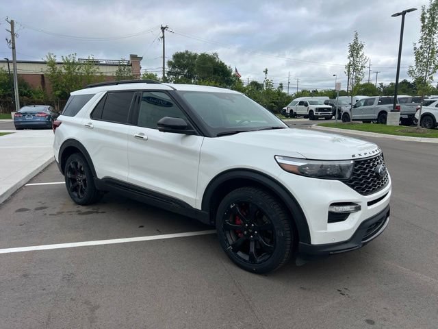 Certified 2023 Ford Explorer ST w/ Equipment Group 401A AWD/4WD image 3
