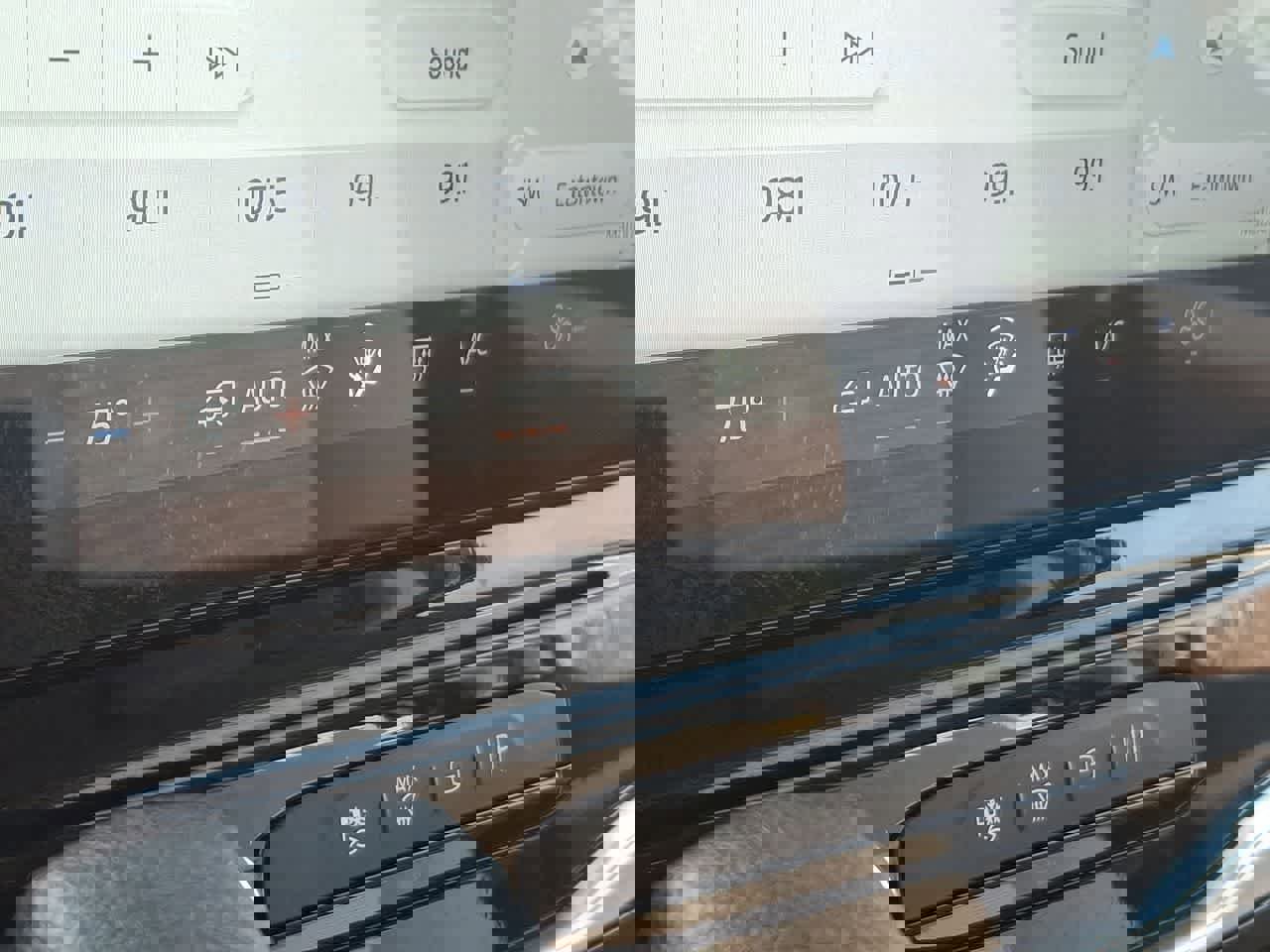 Certified 2024 Ford Transit 350 XLT image 25