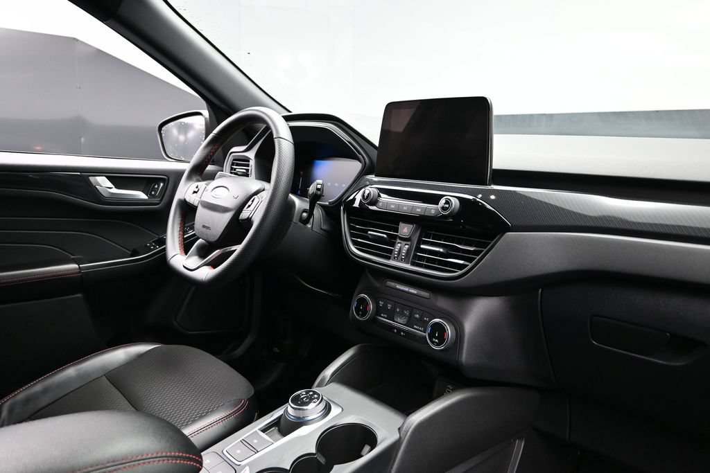 Certified 2025 Ford Escape ST-Line FWD image 10