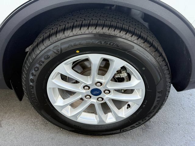 Certified 2022 Ford Escape SE FWD image 9