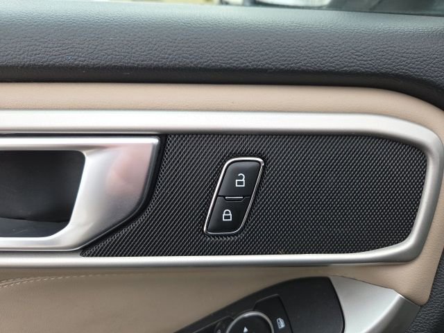 Certified 2023 Ford Explorer XLT w/ Equipment Group 202A image 27