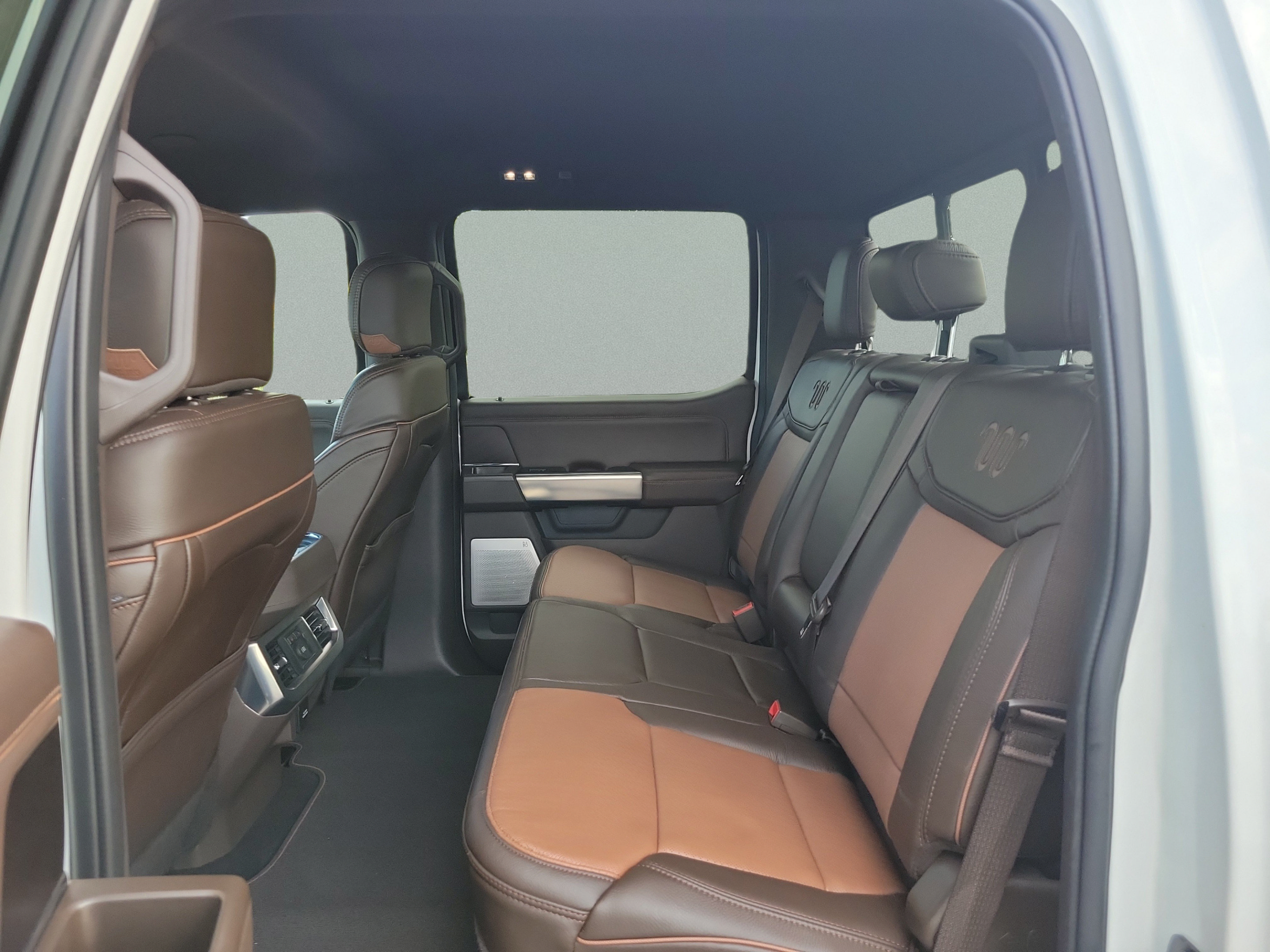 Certified 2025 Ford F450 King Ranch w/ Chrome Package AWD/4WD image 8