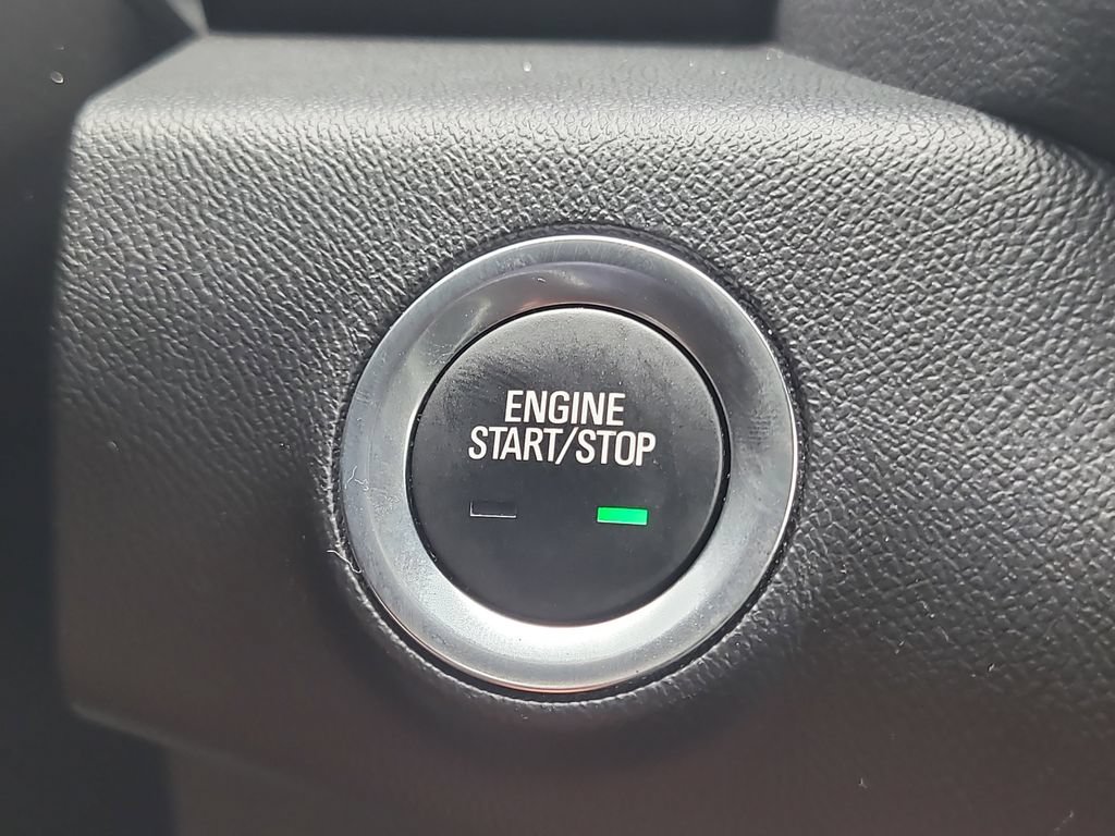 Used 2024 GMC Terrain SLE AWD/4WD image 24