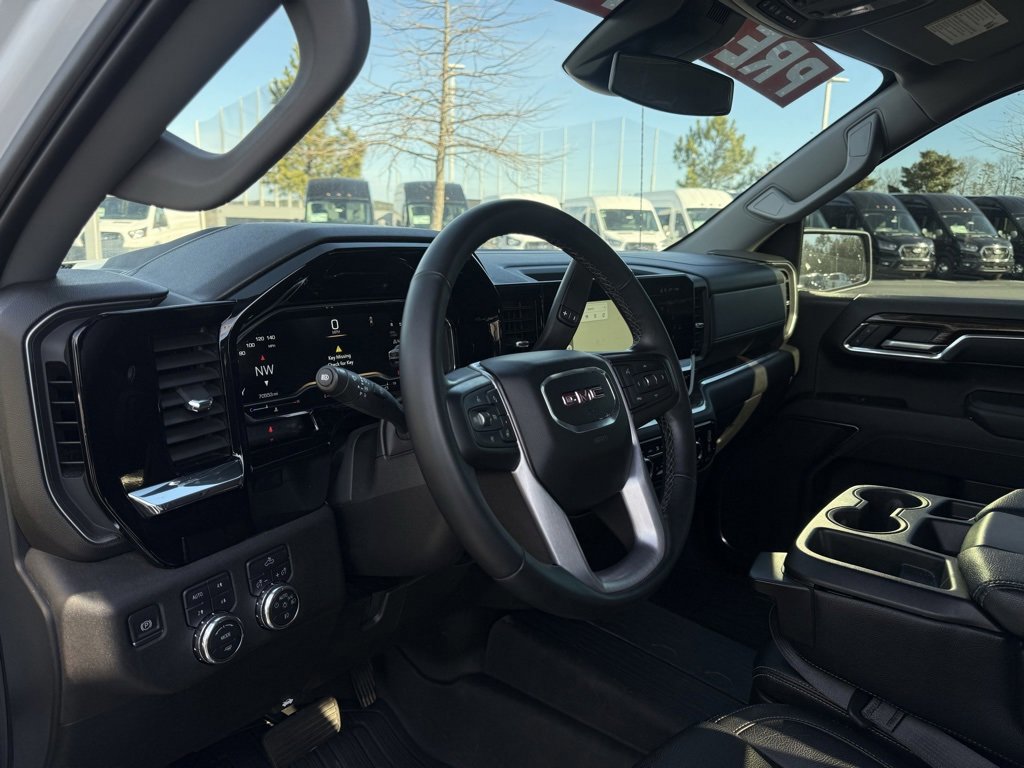 Used 2024 GMC Sierra 1500 Elevation image 10