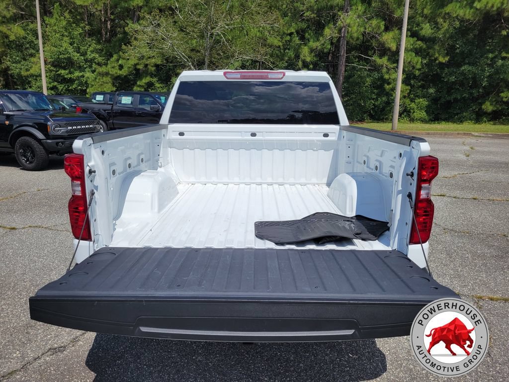 Used 2023 Chevrolet Silverado 1500 LT AWD/4WD image 13
