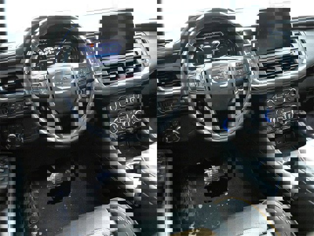 Used 2021 GMC Yukon AT4 w/ Rear Media and Nav Package image 8