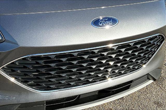 Certified 2022 Ford Escape SEL w/ Technology Package image 27