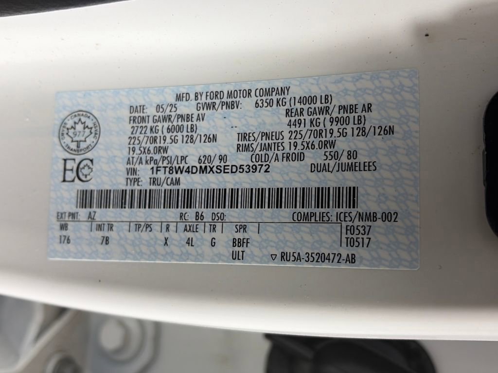 Certified 2025 Ford F450 Platinum w/ FX4 Off-Road Package image 9