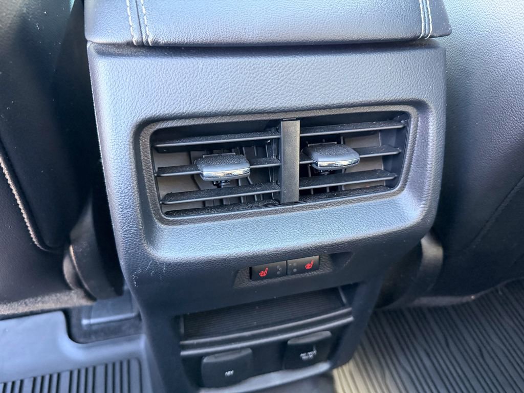 Certified 2019 Ford Edge Titanium w/ Equipment Group 301A image 33