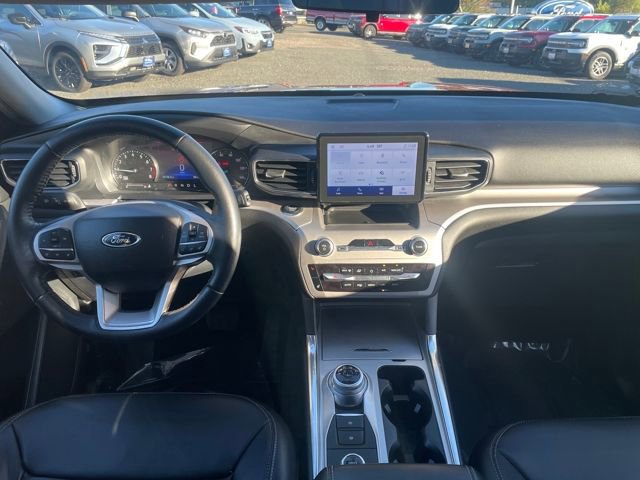 Certified 2022 Ford Explorer XLT w/ Equipment Group 202A image 14