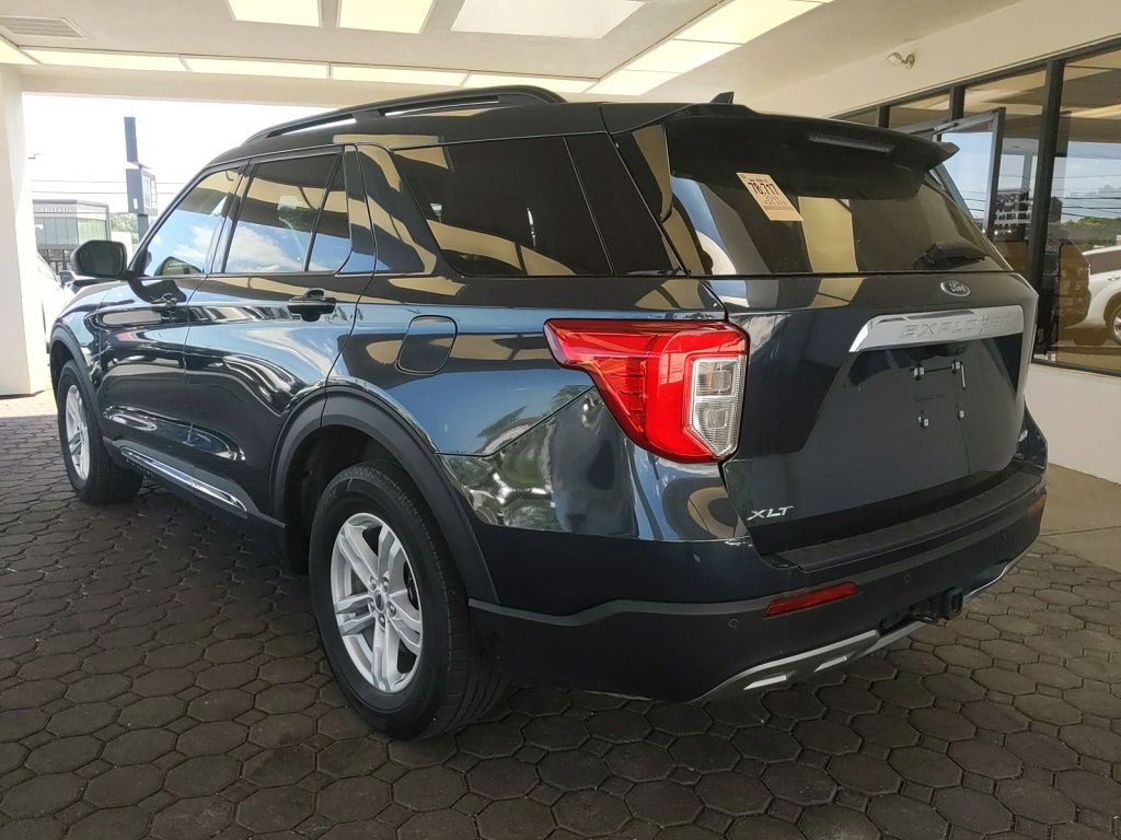 Certified 2024 Ford Explorer XLT w/ Equipment Group 202A AWD/4WD image 10