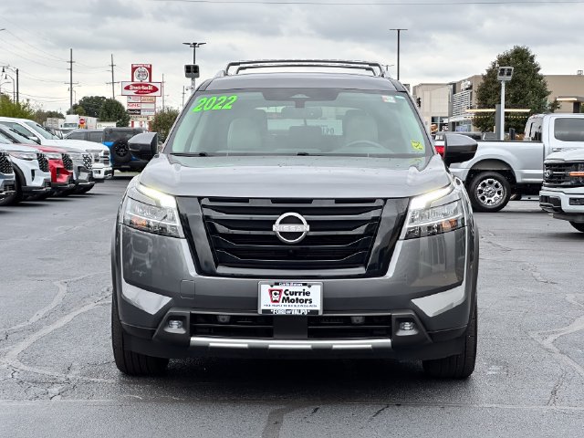 Used 2022 Nissan Pathfinder SL w/ SL Black Package AWD/4WD image 2