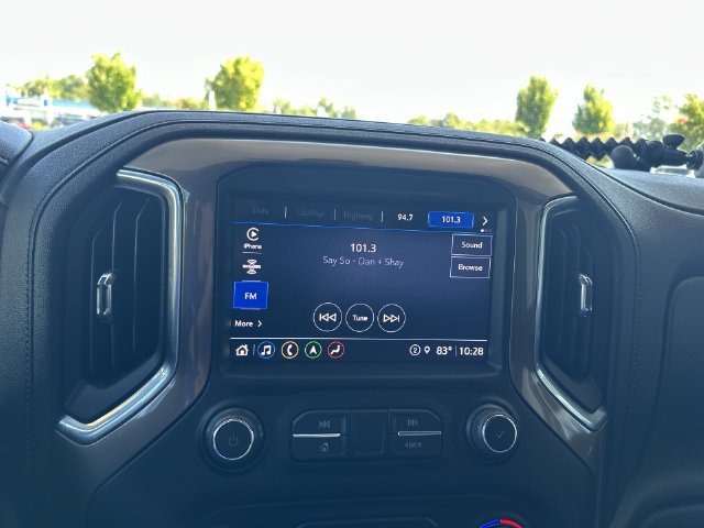 Used 2023 Chevrolet Silverado 2500 High Country w/ Z71 Off-Road Package AWD/4WD image 17