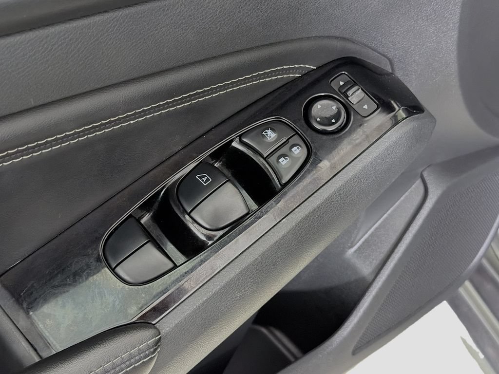 Used 2023 Nissan Altima 2.5 SL FWD image 23