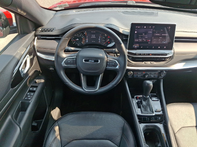 Used 2022 Jeep Compass Limited AWD/4WD image 11