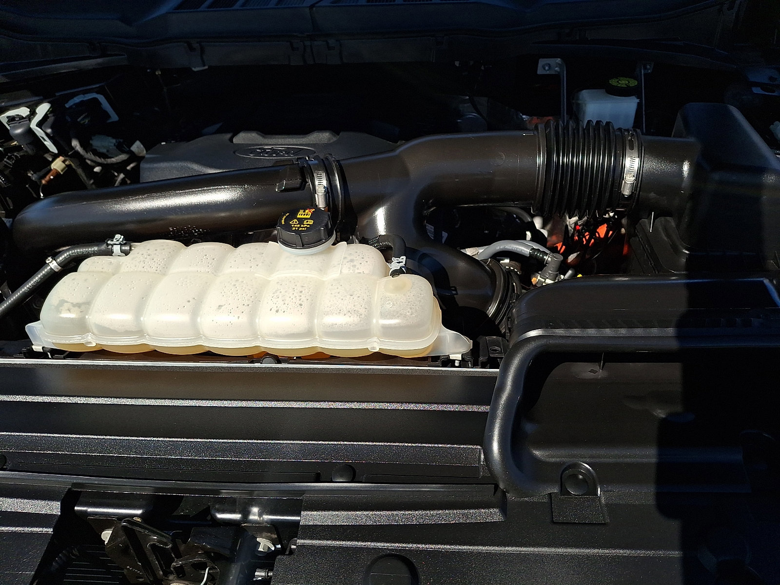 Certified 2022 Ford F150 Lariat image 31