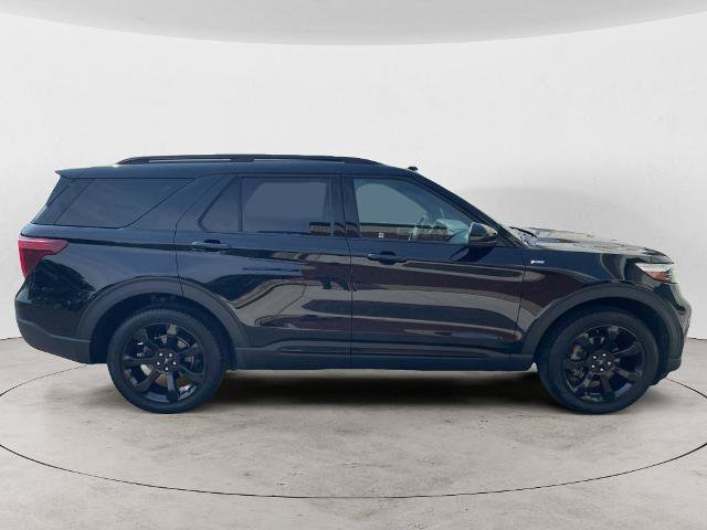Certified 2023 Ford Explorer ST-Line AWD/4WD image 4